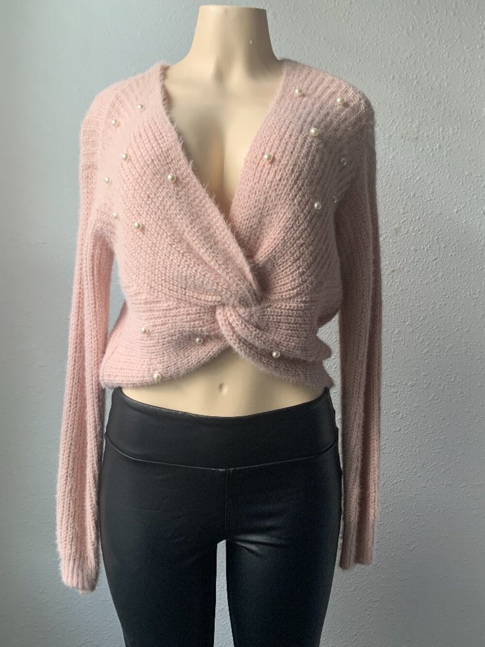 Pink Pearl Embellished Front Twist Knit Sweater Cropped Long Sleeve Womens